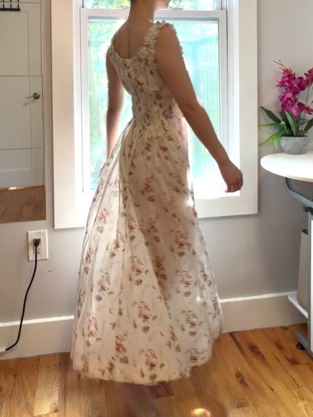 DÔEN Emmaretta Floral Print Shirred Voile Dress - Picture 2 of 11